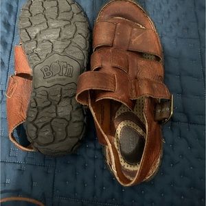 Born Leather Mens Sandals size 10